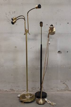 Golvlampor bl a trearmad