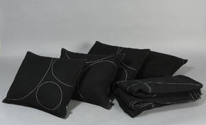 Hay May sengetæppe  bedcover, samt 4 Hay May puder 5