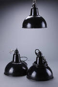 Sæt på tre pendler af sortlakeret metal 3  Denne vare er sat til omsalg under nyt varenummer 4443134
