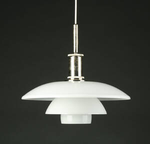 Poul Henningsen for Louis Poulsen. PH 4½-4 pendel