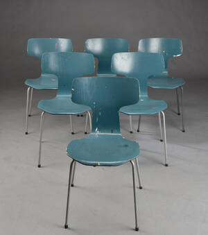 Arne Jacobsen. Sæt på seks T- stole, model 3103 6