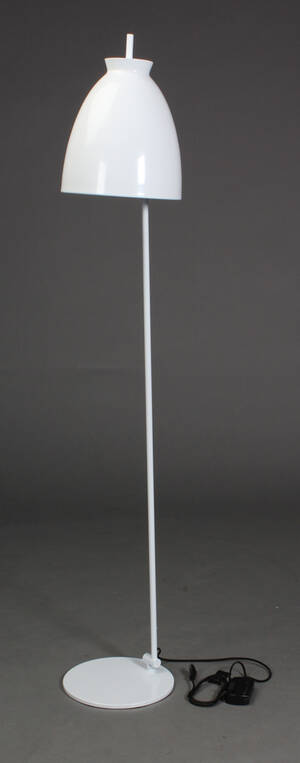 Apollo gulvlampe. Seeddesign, hvid.