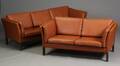 Dansk møbelproducent. Par sofaer, læder 2 Denne vare er sat til omsalg under nyt varenummer 4616061