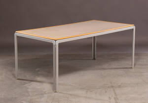  Arne Jacobsen, DJob bord 