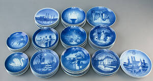 Kgl. Porcelæn og Bing  Grøndahl. Samling platter 54