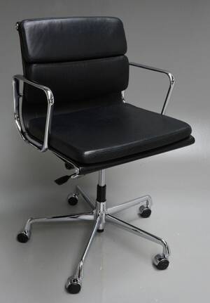 Charles Eames. Soft Pad kontorstol, model EA-217