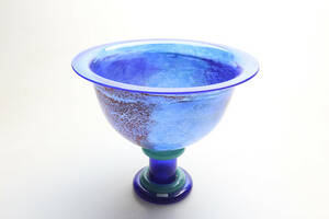 KJELL ENGMAN. SKÅL på fot, glas, Kosta Boda, osignerad, 1900-tal.