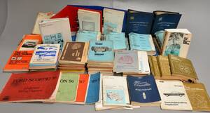 Samling værksteds- og reparationsbøger