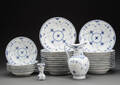Royal Copenhagen. Musselmalet halvblondt middagsservice, 1. sort 31 Denne vare er sat til omsalg under nyt varenummer 4620978