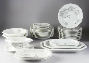 Rosenthal, matservisdelar Maria björnbär 37 delar. 37