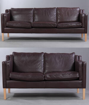 Stouby. Fritstående sofasæt bestående af to- og tre-pers. sofa, model Eva, betrukket med chokoladefarvet læder. 2