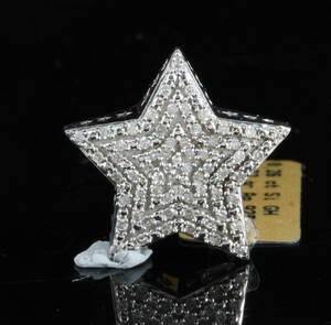 Diamond pendant 0.26ct. 