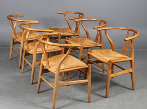 Hans J. Wegner . Sæt på seks Y stole af massiv eg 6  Denne vare er sat til omsalg under nyt varenummer 5031837