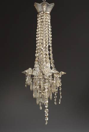 Prismelysekrone, 1900-tallets første halvdel.