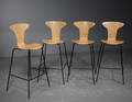Arne Jacobsen, MunkegaardMyggen barstol 4