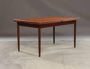 Spisebord med hollandsk udtræk, teak Denne vare er sat til omsalg under nyt varenummer 4614323