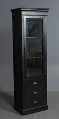 Vitrine, antikbemalet, sort Denne vare er sat til omsalg under nyt varenummer 4346969