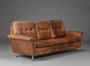 3-pers sofa i brun læder.