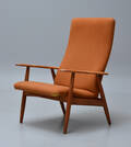 Dansk møbelproducent. Lænestol af teak