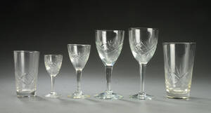 Krystalglas med diverse slibninger 61