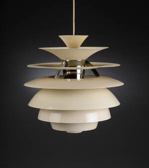 Poul Henningsen for Louis Poulsen. Pendel Kuglelamel Snowball Denne vare er sat til omsalg under nyt varenummer 4848471
