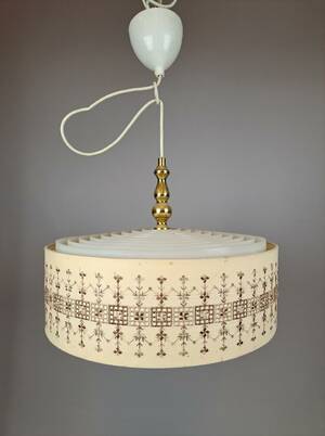 Taklampa, mässing och plast