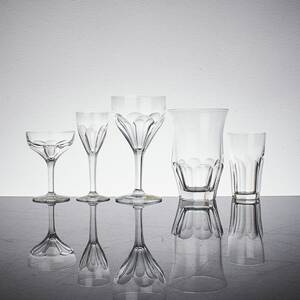 Glasservisdelar, Ca 50 delar