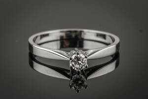 Brillantring af hvidguld 14 kt., 0.10 ct.