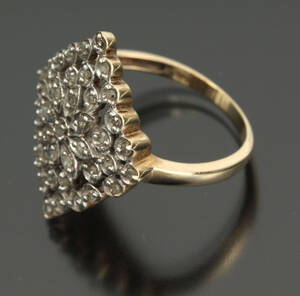 Engelsk diamantring, 9 kt guld