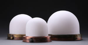 Tre loftslamper af kobber, messing og opalglas, omkring 1930 3