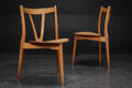 Hans J. Wegner. Par stole af egetræ V-stolen, model PP 513 2
