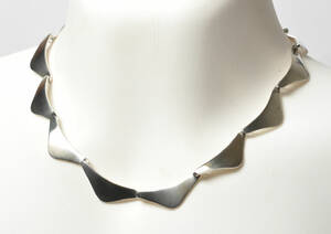 Halskæde af sterling sølv - klassisk design - dansk arbejde