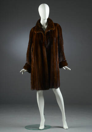 Minkfrakke af Scanbrown mink, str. 40