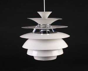 Poul Henningsen for Louis Poulsen. Kuglelamel  Snowball pendel 