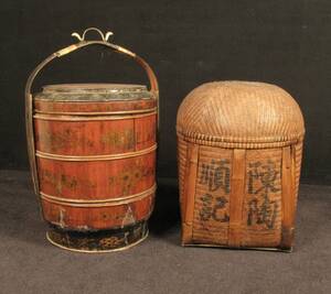2 asiatische Vorratsgefäße  2 
