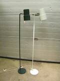 2 GOLVLAMPOR HANS AGNE JACOBSSON, H 120 CM