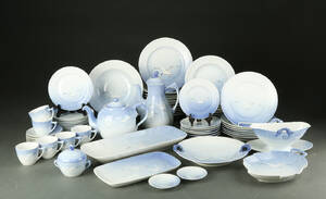 Bing  Grøndahl. Mågestellet, middags- og kaffeservice af porcelæn 68  Denne vare er sat til omsalg under nyt varenummer 4061802