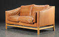 Stouby møbler. To-pers. sofa, cognacfarvet læder 