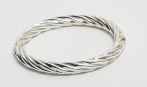 Randers sølv, Armring af sterling sølv, snoet design