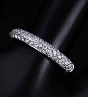 Brillantring af 18 kt. hvidguld, i alt ca. 0.50 ct Denne vare er sat til omsalg under nyt varenummer 4093742