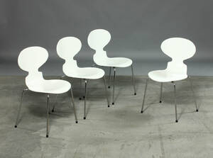 Arne Jacobsen, Myren, hvidlakeret spisestole 4