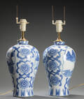 Par kinesiske bordlamper, 1900-tallet.  2  