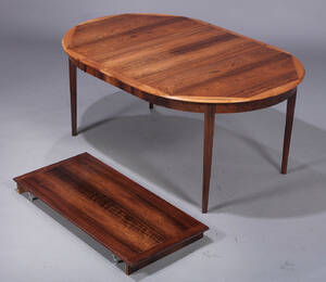 Dansk møbelproducent. Spisebord i palisander