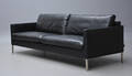Juul by Eilersen. Tre-pers. sofa med sort læder, model Helena