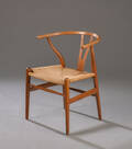  Hans J. Wegner. Y- stol, model CH-24 af patineret egetræ.  Denne vare er sat til omsalg under nyt varenummer 4846974