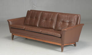 Sofa med stel af palisander og tilspidsede ben