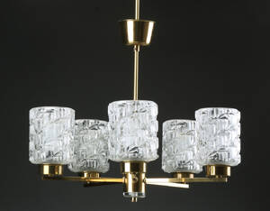 Carl Fagerlund for Orrefors. Lysekrone med fem lyskilder