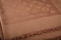 Louis Vuitton. Sjal, uld og silke Denne vare er sat til omsalg under nyt varenummer 4427069