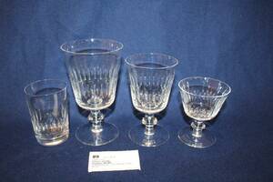 GLASSERVIS 4 X 12 DEL-KRISTALL, FINT SKICK