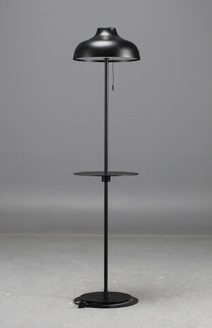 Niclas Hoflin, Rubn, golvlampa Bolero Small med bord, svart matt Denna vara har satts till omförsäljning under nytt varunummer4241013